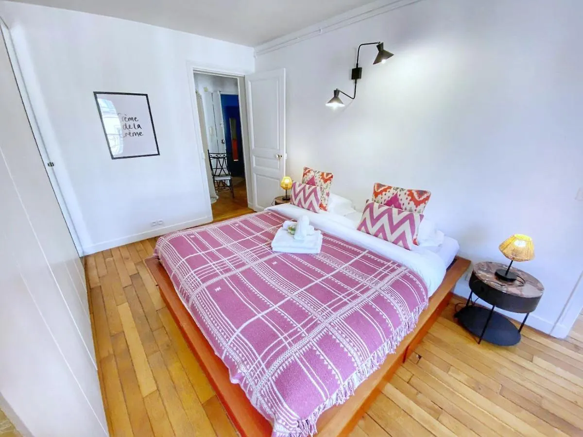 Appartement 80M2 Lumineux Paris 10 - 4P France