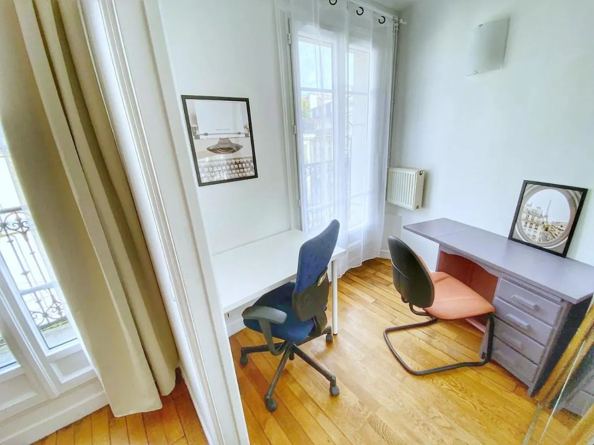 Appartement 80M2 Lumineux Paris 10 - 4P Apartment